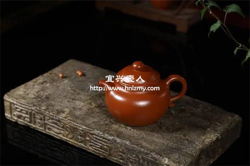 为什么紫砂壶最好用宜兴红茶养