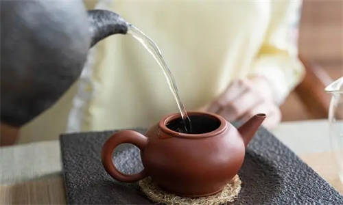 紫砂壶不同壶型和茶叶怎么搭配