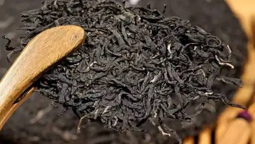 过期的茶叶可以养紫砂壶吗