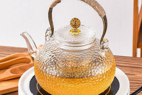 紫砂壶泡茶和玻璃壶泡茶有什么区别