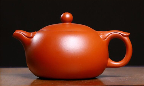 红茶喝完后可以把茶叶放在紫砂壶里养壶吗